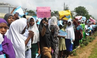 Osun CAN Orders Christain Students To Wear Church Robes To School