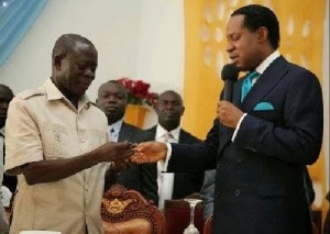 Pastor Chris Oyakhilome Storm AAU, Ekpoma to Commission Auditorium