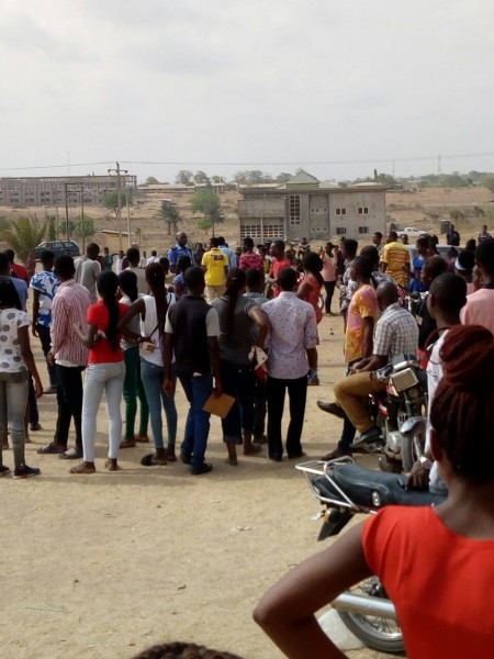 JAMB Candidates Beat Up Security Men At University Of Makurdi