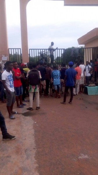 Lautech Locks Out Jamb Candidate, Stops Them From Writing Exams