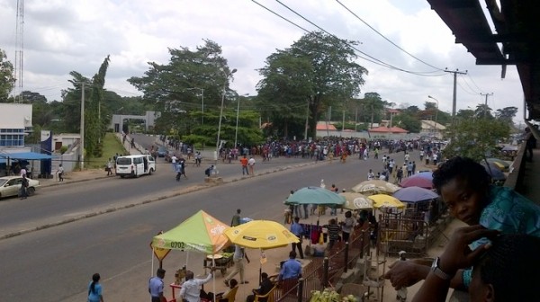 UI Students Stage Protest