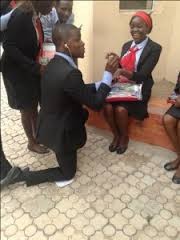 Campus Romance: UNIJOS Year One Student Proposing To His Coursemate