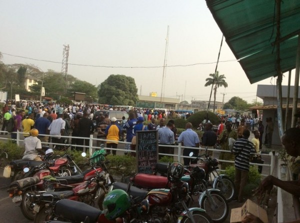 University Of Ibadan Staff Shut Down School Activities In Protest Of Unpaid Arears