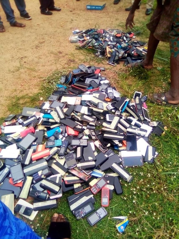 Exam malpractices Management of The Polytechnic Ibadan burns phones seized from students