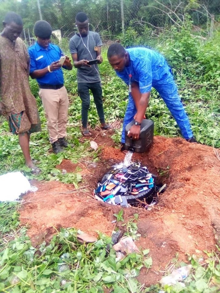 Exam malpractices Management of The Polytechnic Ibadan burns phones seized from students