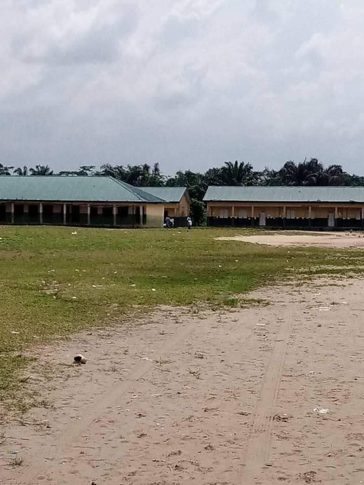 55 year old primary school in Delta state gets a signboard for the first time