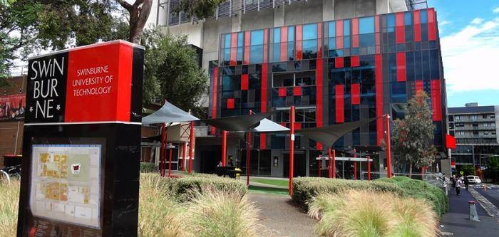 Goldsmith Family Women in STEM International Scholarships at Swinburne University of Technology – Australia, 2022