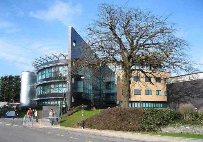 Inspiring Futures Scholarships At Swansea University - UK 2019