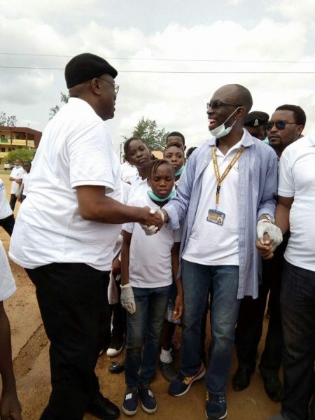 LASU VC Leads In A Clean Up Session With Students And Lecturers