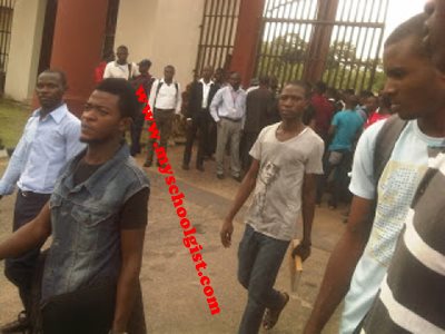 {Photos} AAUA Students Protest Colleague's Death