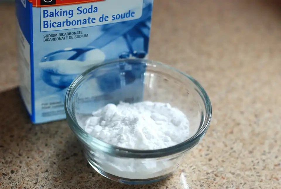 What Is Baking Soda? Uses & Differences Between Baking Soda & Baking Powder