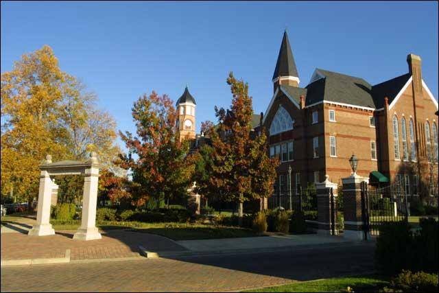 International Scholarships 2022 at Mississippi University for Women, USA