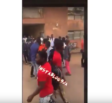 UNIBEN lecturer allegedly storms an exam hall with a gun for invigilation (video)