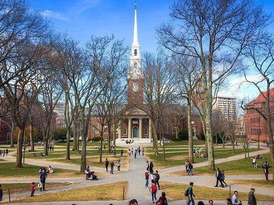 Study In USA: Havard University Academy Scholars Program For International Students 2018