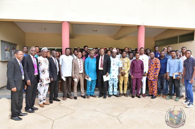 FUTA Alumni Give Indigent Students Scholarship