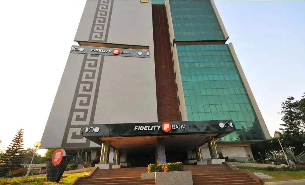 Fidelity Bank Salary Structure 2024: See How Much Fidelity Bank Pay Their Staff