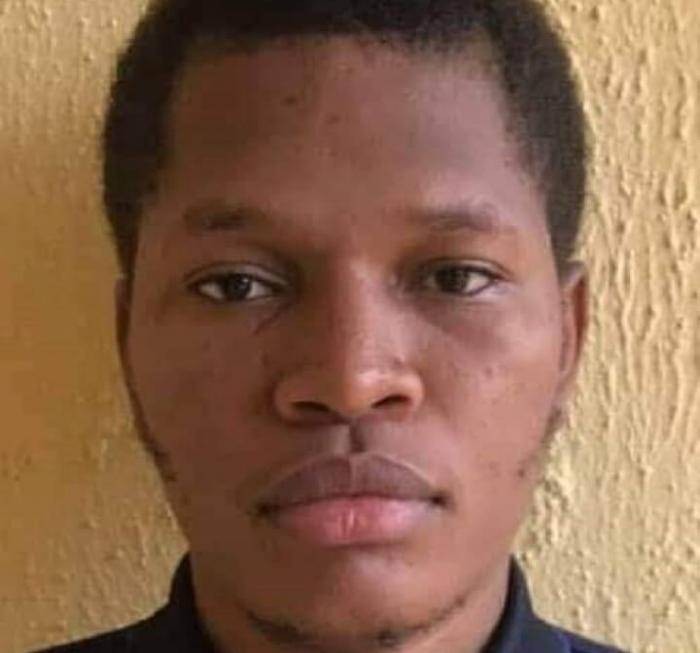 UNIBEN student awarded full scholarship for returning a missing wallet