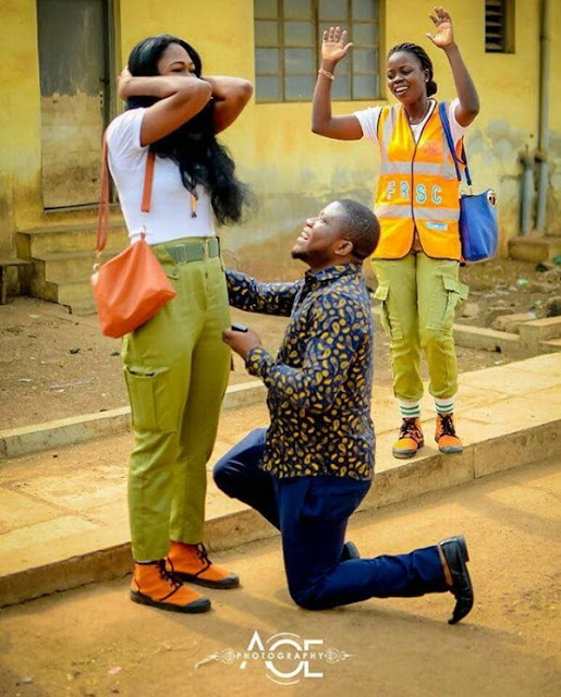  Photos Two months after he slid into her DM man proposes to Corp member girlfriend