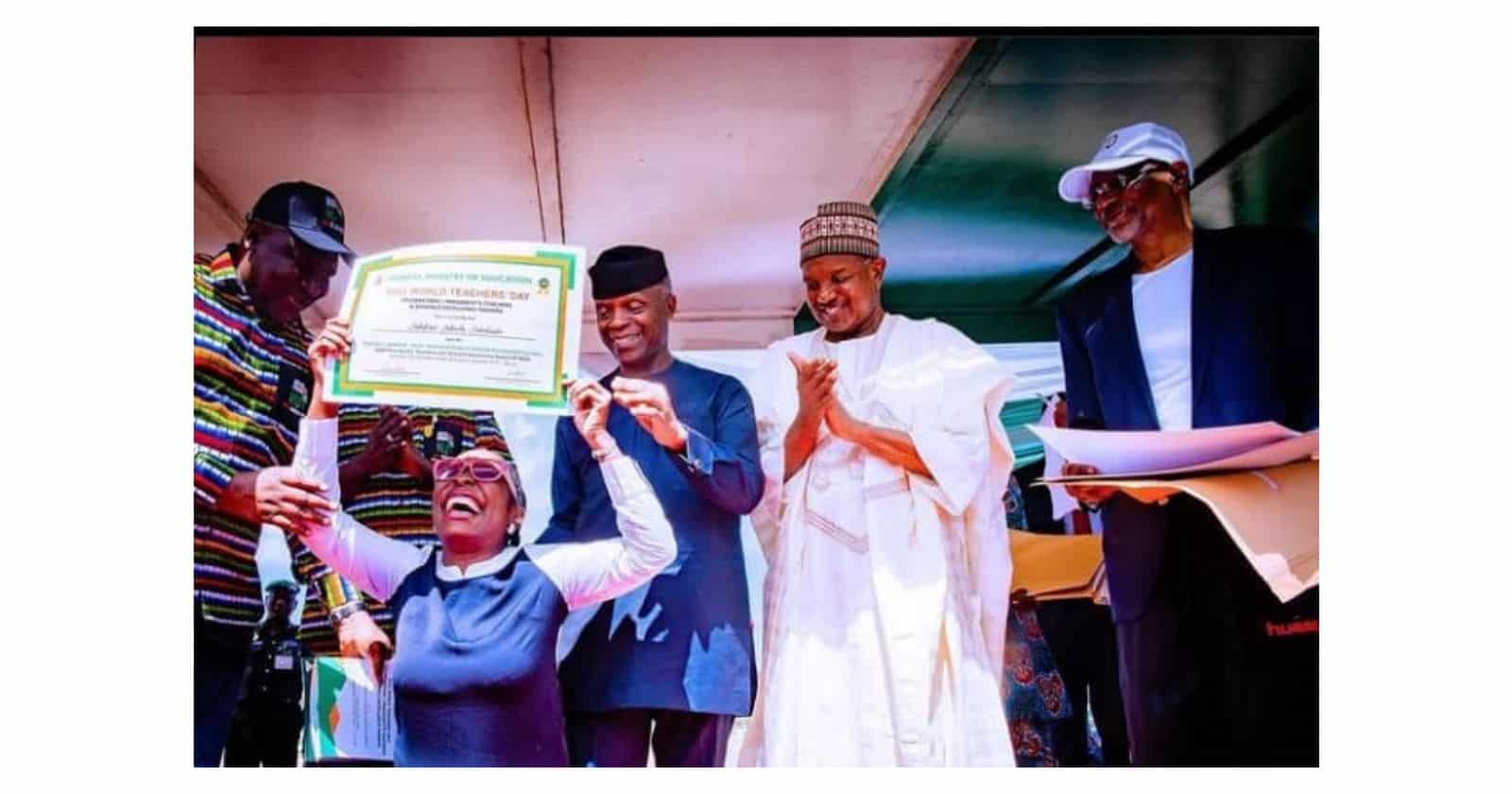 Lagos Teacher Emerges Best Teacher in Nigeria 2022