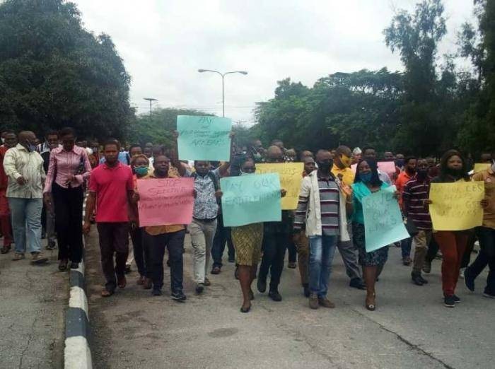 Students of Benue State universities protest prolonged ASUU strike