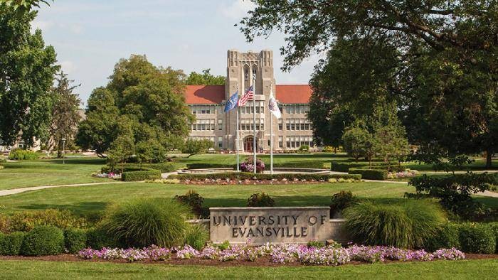 2021 Honors Program Scholarships at University of Evansville, USA