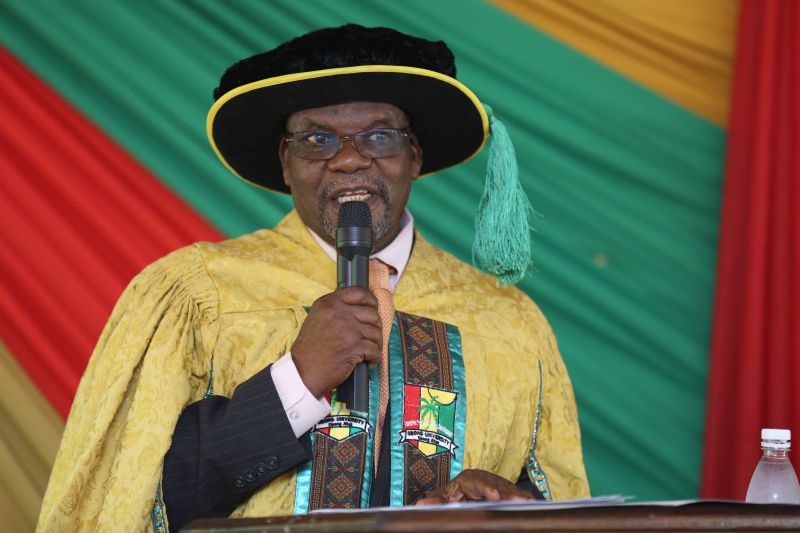 VC Obong Varsity to Freshmen: Pay Active Attention to Entrepreneurship Studies!