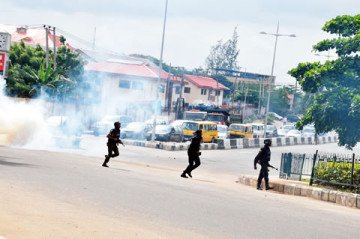 Fees Hike Protest: Police Disperse LASU Students with Teargas