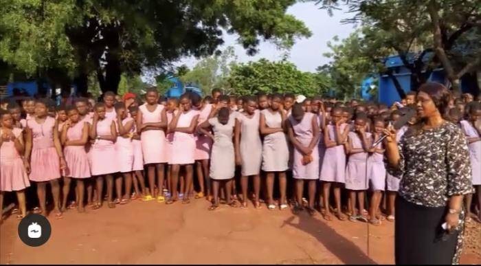 Queens College Enugu, Issue a Disclaimer on Hoarding of COVID-19 palliatives (video)