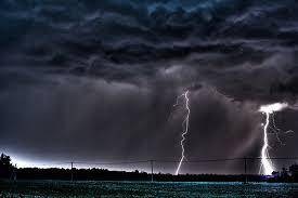 Sad! Lightning Allegedly Strikes 100l Student of Anambra State University to Death