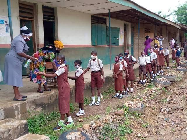 Lagos schools to run second term for 61 days, maintain shift system