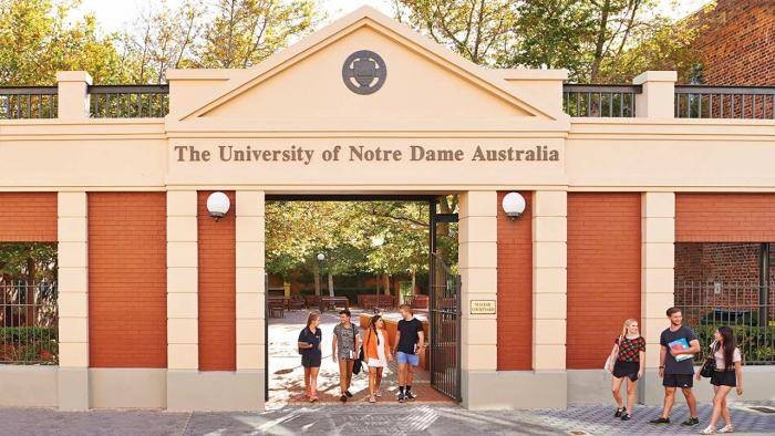 International Early Offer Scholarship 2021 at University of Notre Dame – Australia