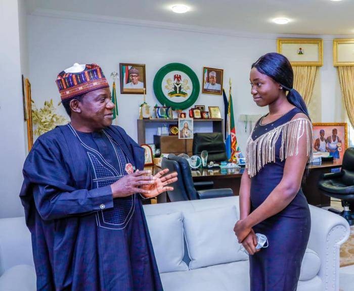 Plateau State Governor meets student with 9 As in 2020 WASSCE, grants her scholarship