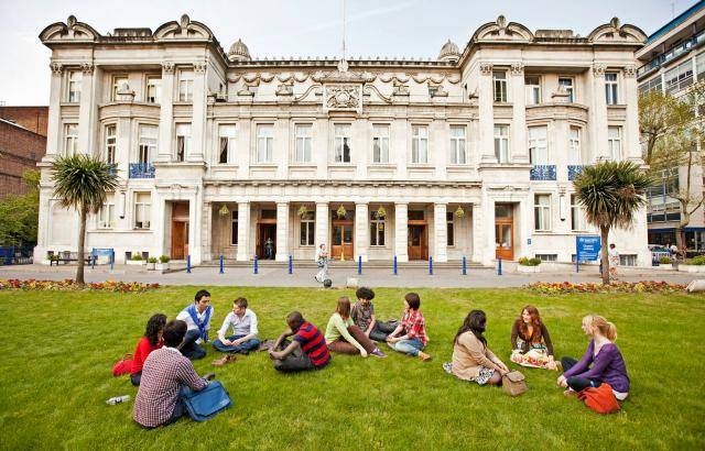 2018 Global Scholarship For International Students At University Of London, UK