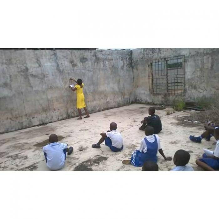 See The Deplorable State Of This Secondary School, Students Sit On The Floor To Learn