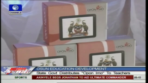 Osun State Govt Distributes Opón Ìmò to Teachers