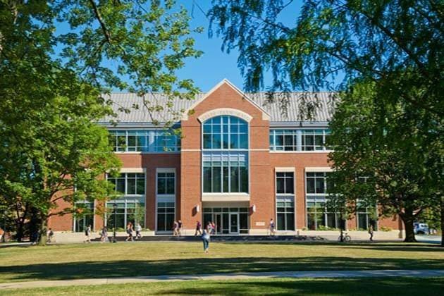 International Merit-Based Scholarship At Illinois Wesleyan University - USA, 2020