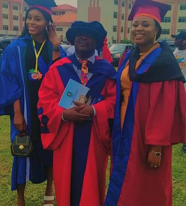 A father and his two daughters convocates on the same day